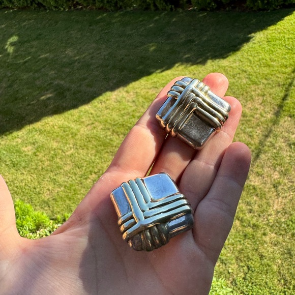 Vintage 925 Sterling Silver very large Puffy Square 2 tone clip on Earrings - Picture 2 of 10